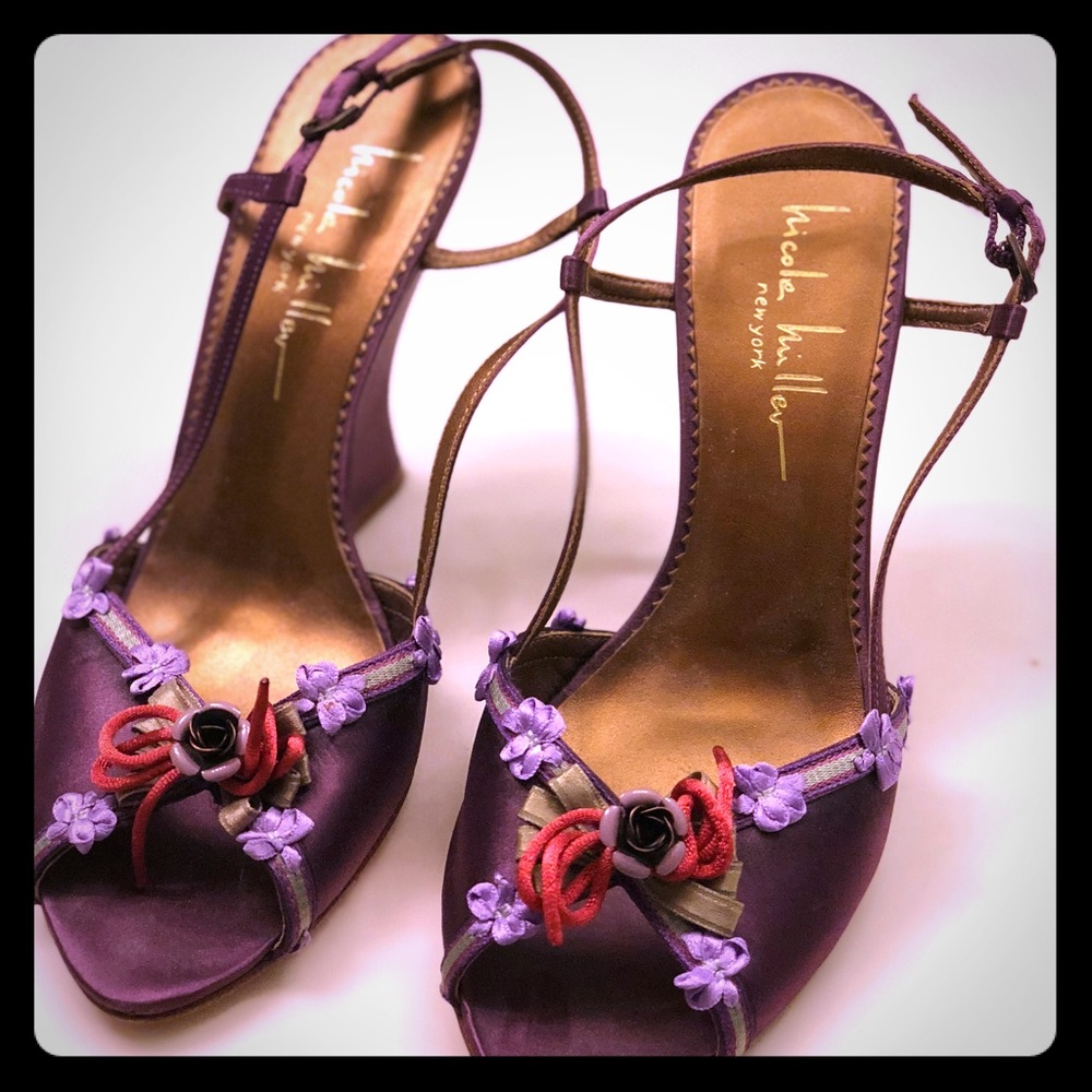 Nicole Miller Floral appliqué Wedges