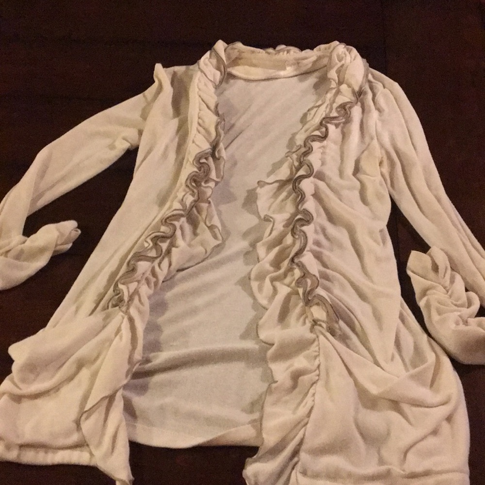 Studio y light weight ruffled cardigan