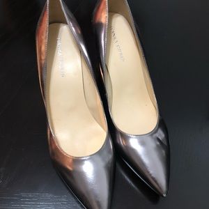 Ivanka Trump pumps in pewter!