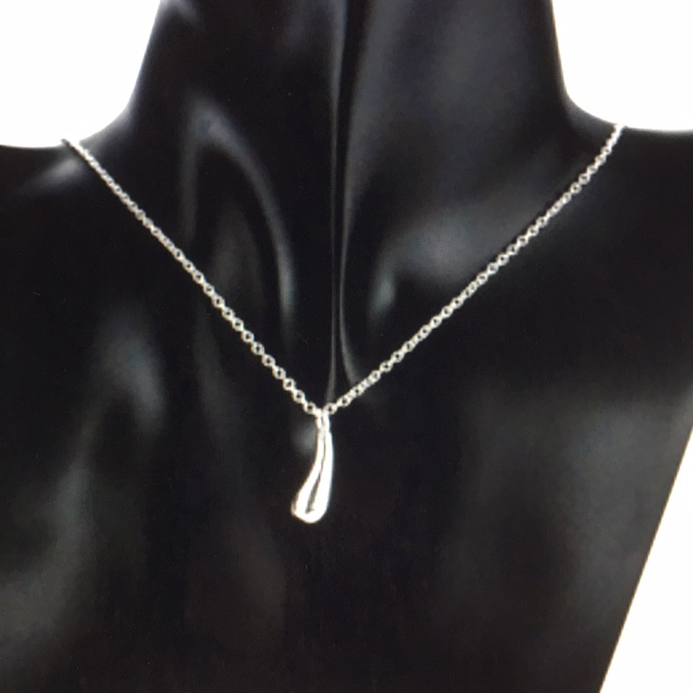 Sterling Silver Teardrop Pendant on 17" Chain 925