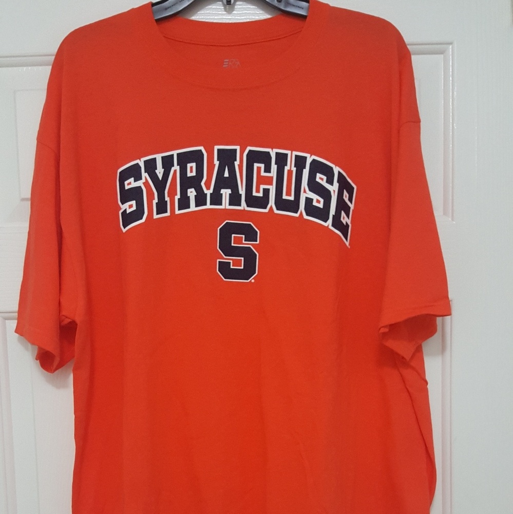 NWOT Men's Shirt.