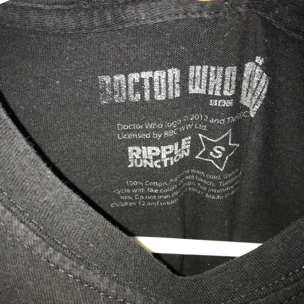 Small doctor who fan T-shirt