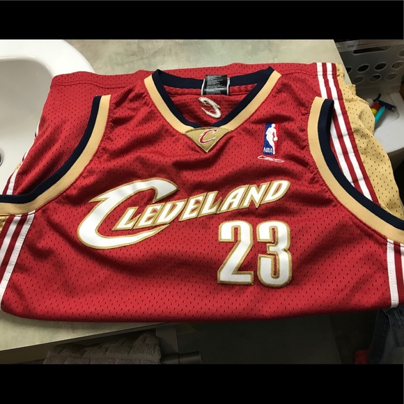 Reebok Other - Reebok Lebron James #23 Cavaliers jersey Youth XL
