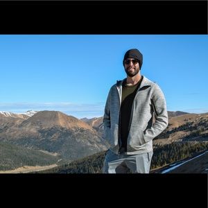 Meet your Posher, Jonathan