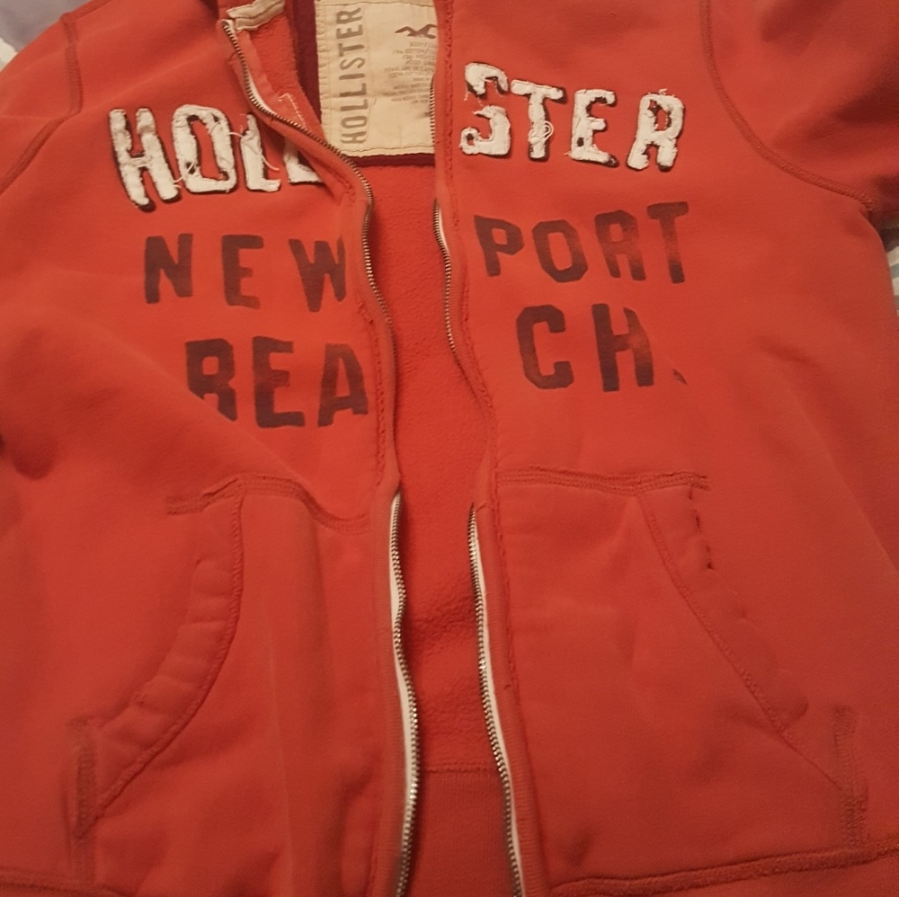 💜💜Orange Hollister hoodie💜💜