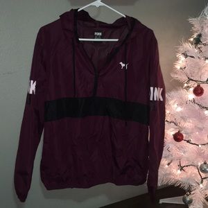 Vs rare anorak rain jacket/ burgundy