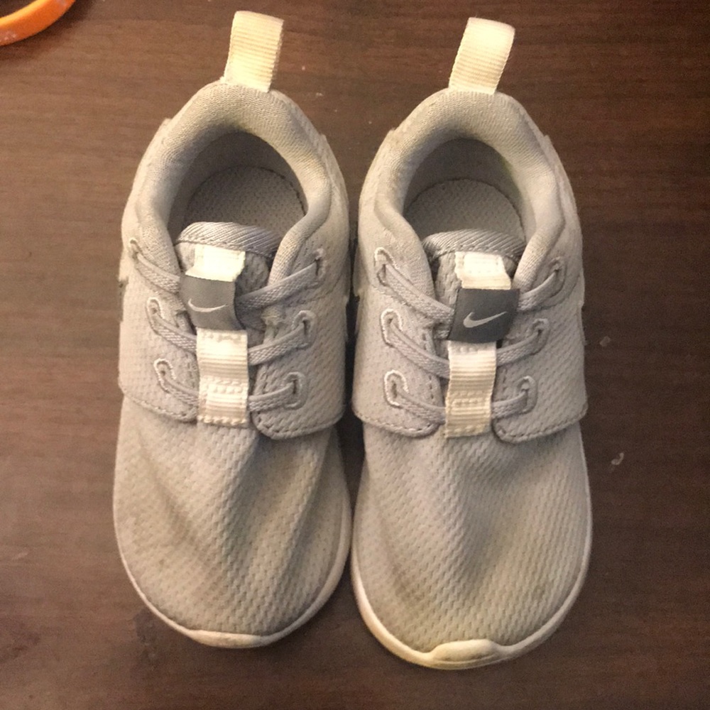 Toddler roshe