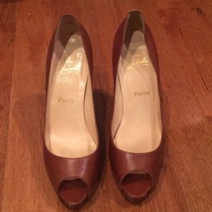 Christian Louboutin - Very Prive - size 40