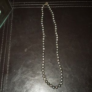 Small pearl necklace