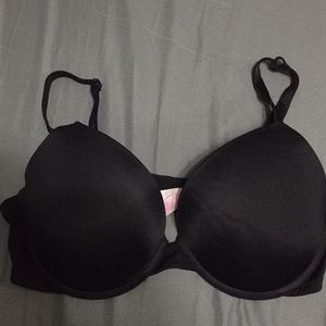 Black Victoria’s Secret push up bra