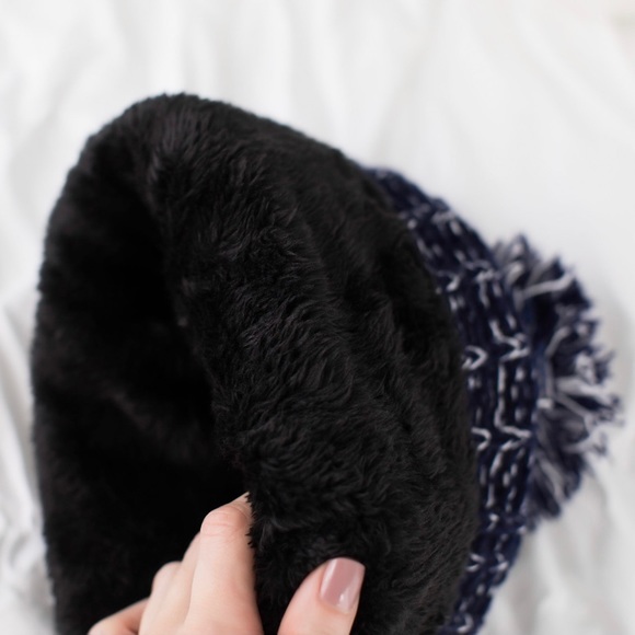 High Line Plush Lined Hat - Picture 2 of 6