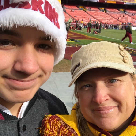 Meet your Posher, Rhonda - Picture 1 of 1