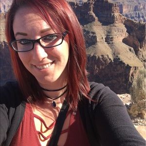 Meet your Posher, Robyn