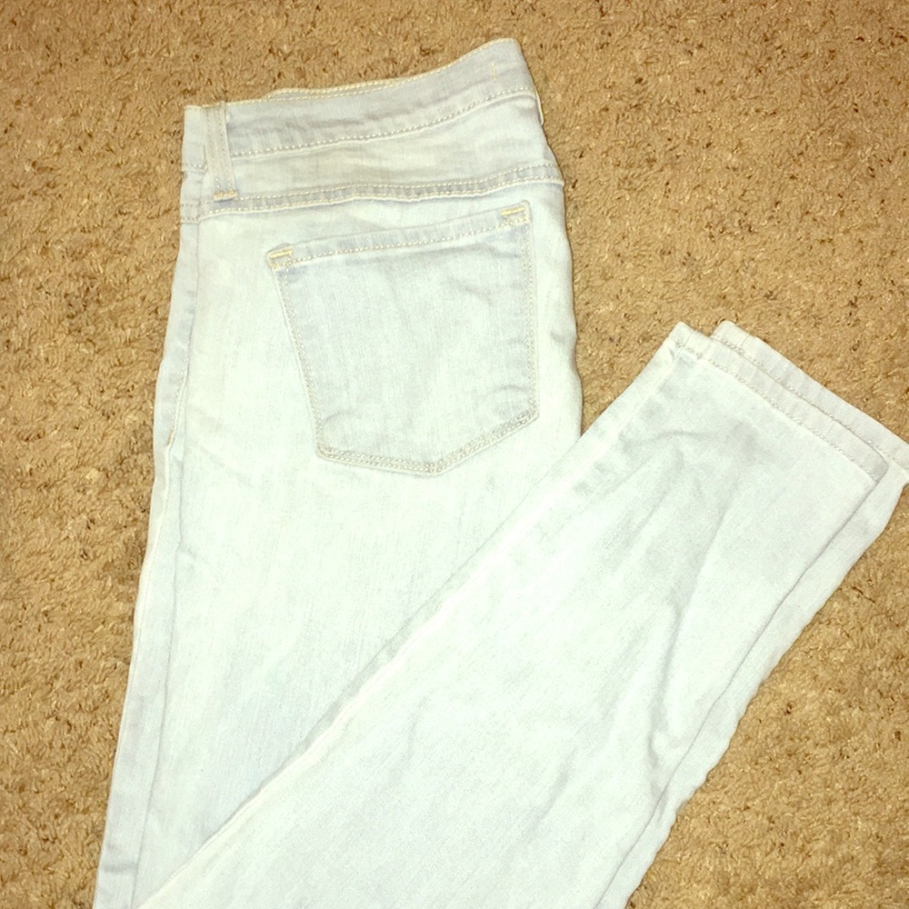 Light wash jeans