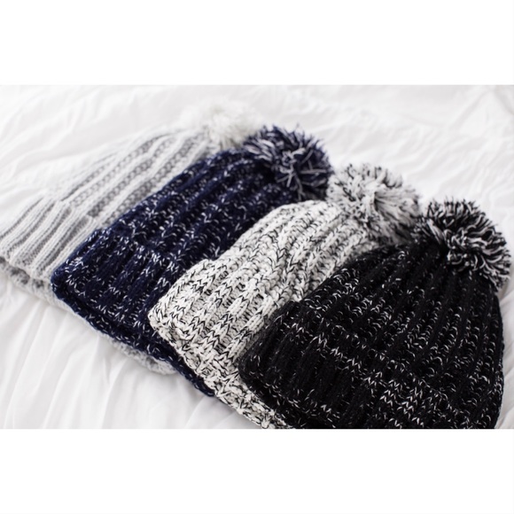 High Line Plush Lined Hat - Picture 5 of 6