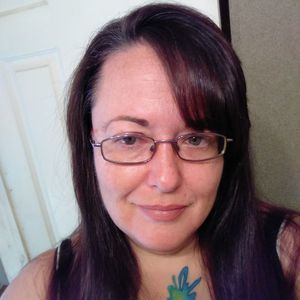 Meet your Posher, Candi