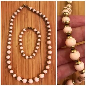 ✨HP✨ Pink & gold bead necklace & bracelet set