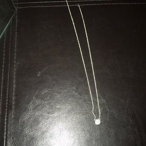 Necklace with a little diamond