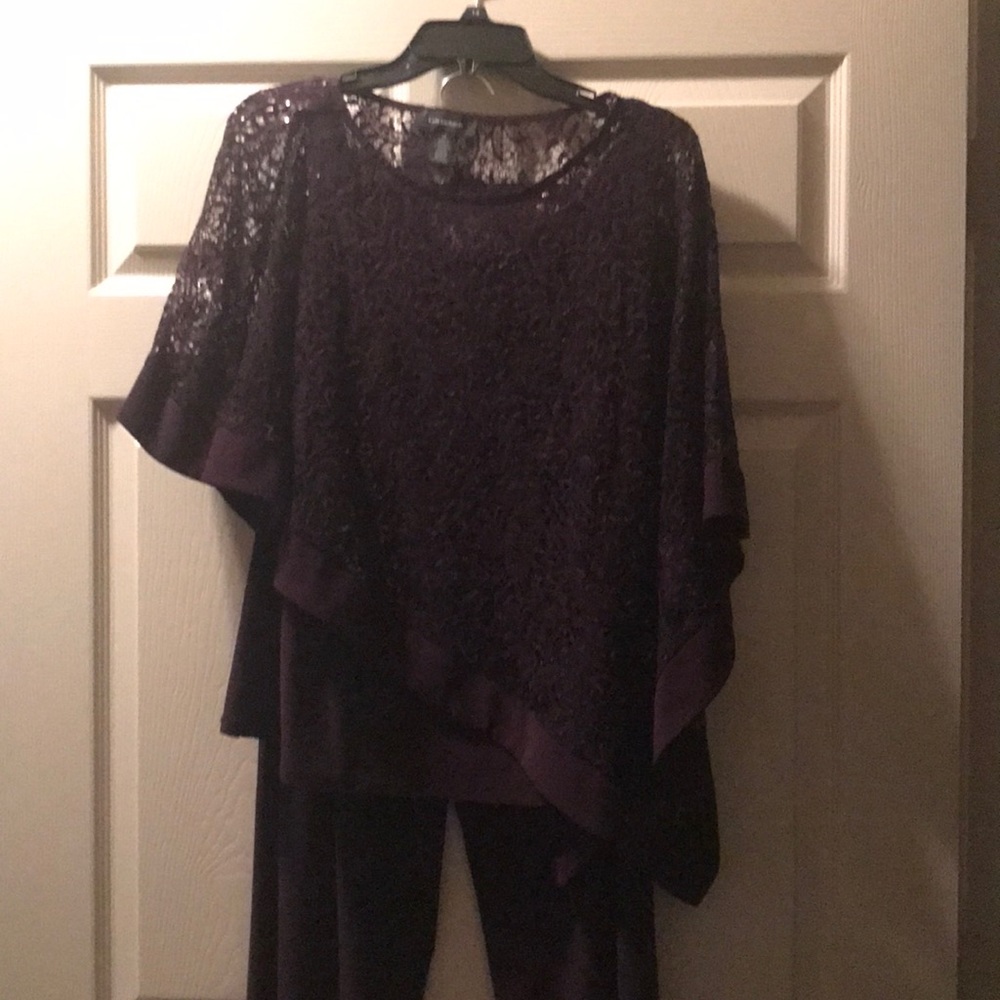 R&M Richards women’s evening 3 piece set