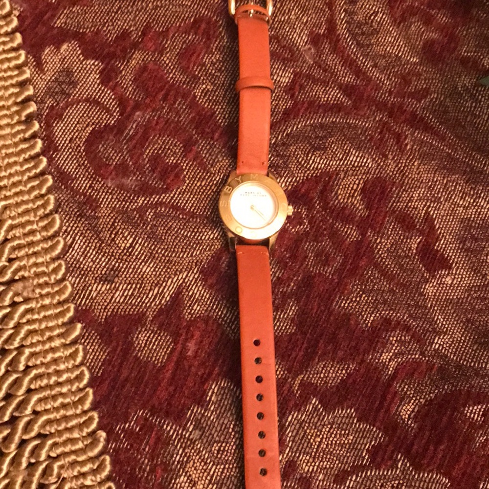Marc Jacobs Watch Authentic - Picture 3 of 3
