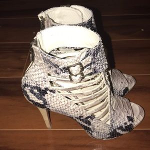 Steven by Steve Madden