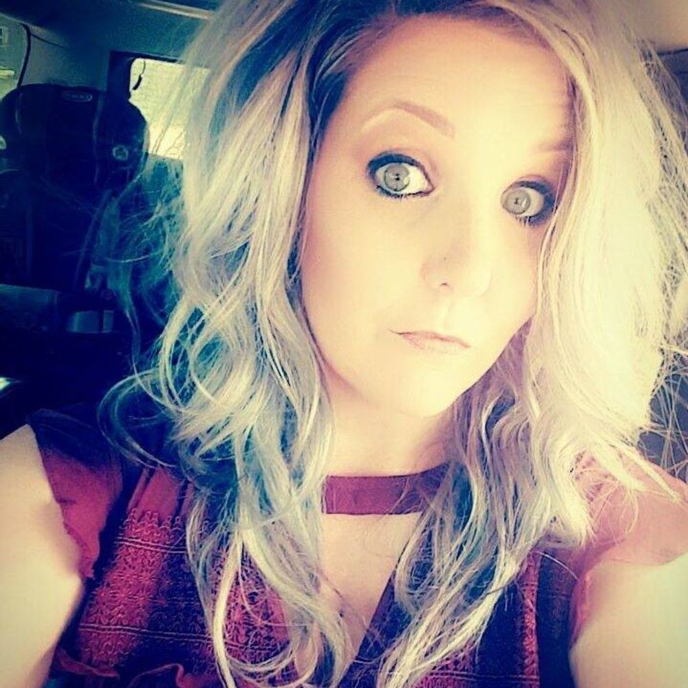 Meet your Posher, Angie