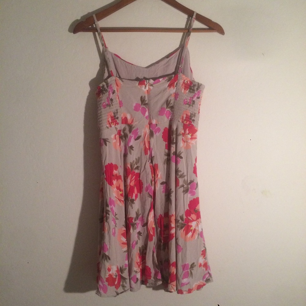 Floral dress - Picture 3 of 3