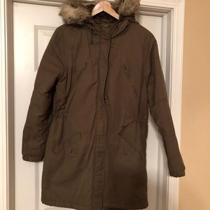 AE FAUX-FUR HOODED PARKA