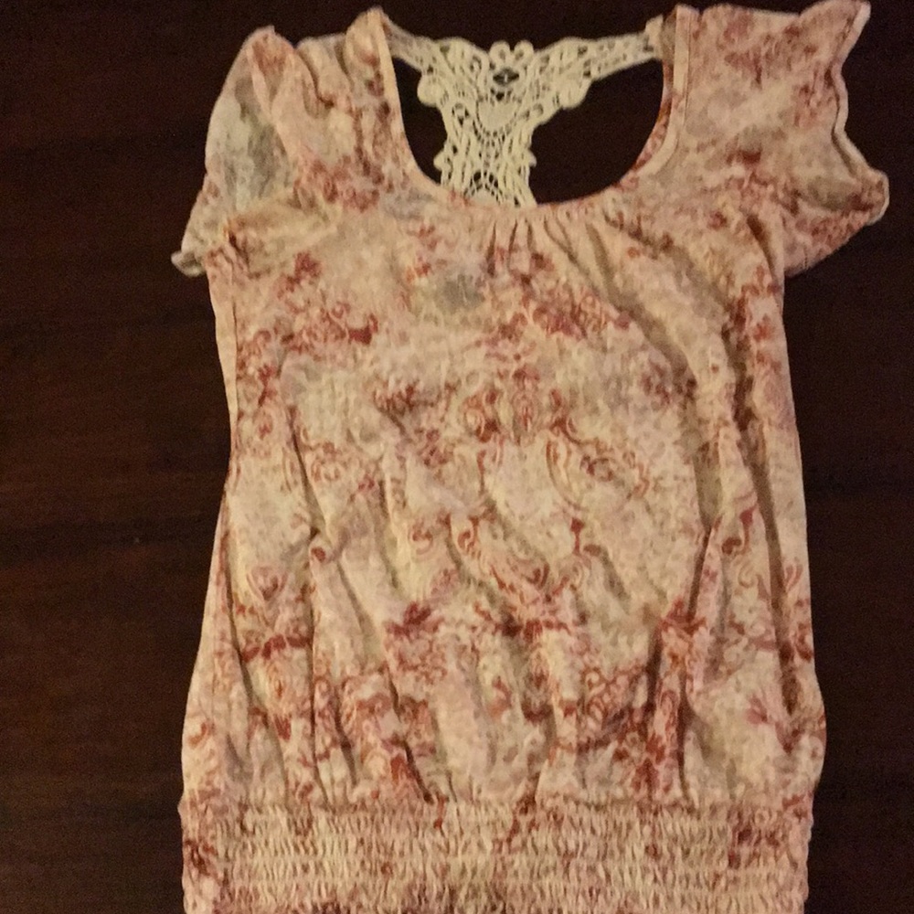 Vanity top with crocheted back