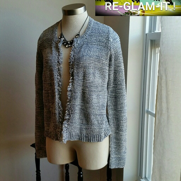 LOFT Sweaters - LOFT....BEAUTIFUL CARDIGAN