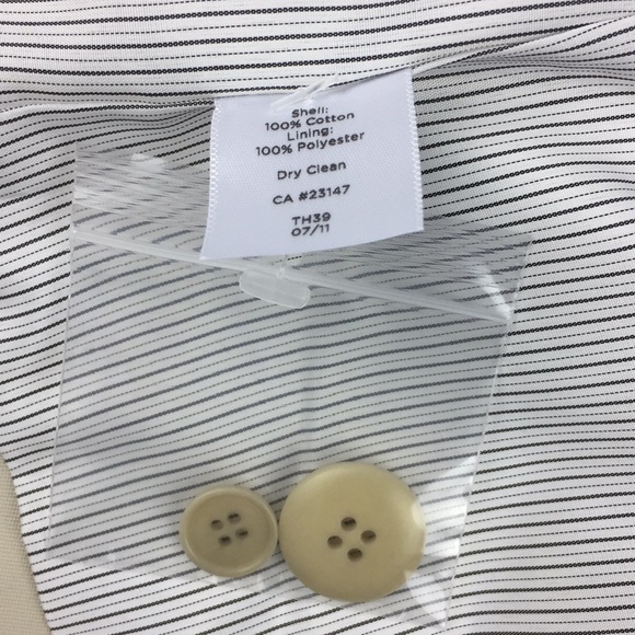 Talbots Grace Fit Flatteringly Classic Blazer 8P - Picture 3 of 3