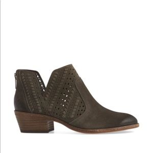 Vince Camino Prasada Bootie