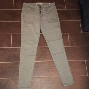 American eagle olive button up jeans