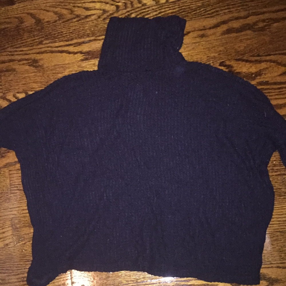 Brandy Melville Sweater