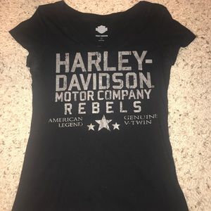 Harley-Davidson rebel v neck