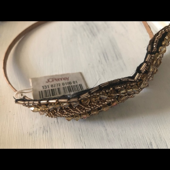 Beautiful Beaded headband - Picture 6 of 8