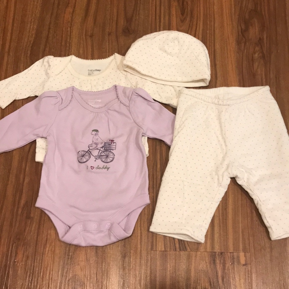👉SOLD👈 Baby Gap Bundle