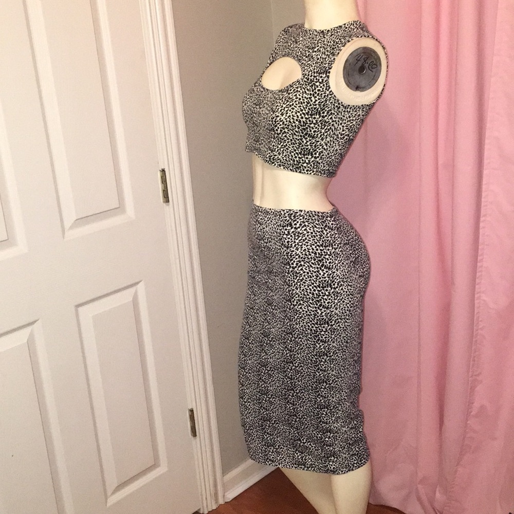 Animal print pencil skirt set!!
