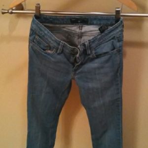 Marc by Marc Jacobs low rise skinny jeans. Size 25