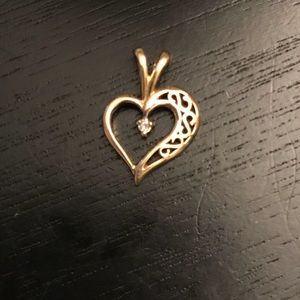 10K gold diamond pendant