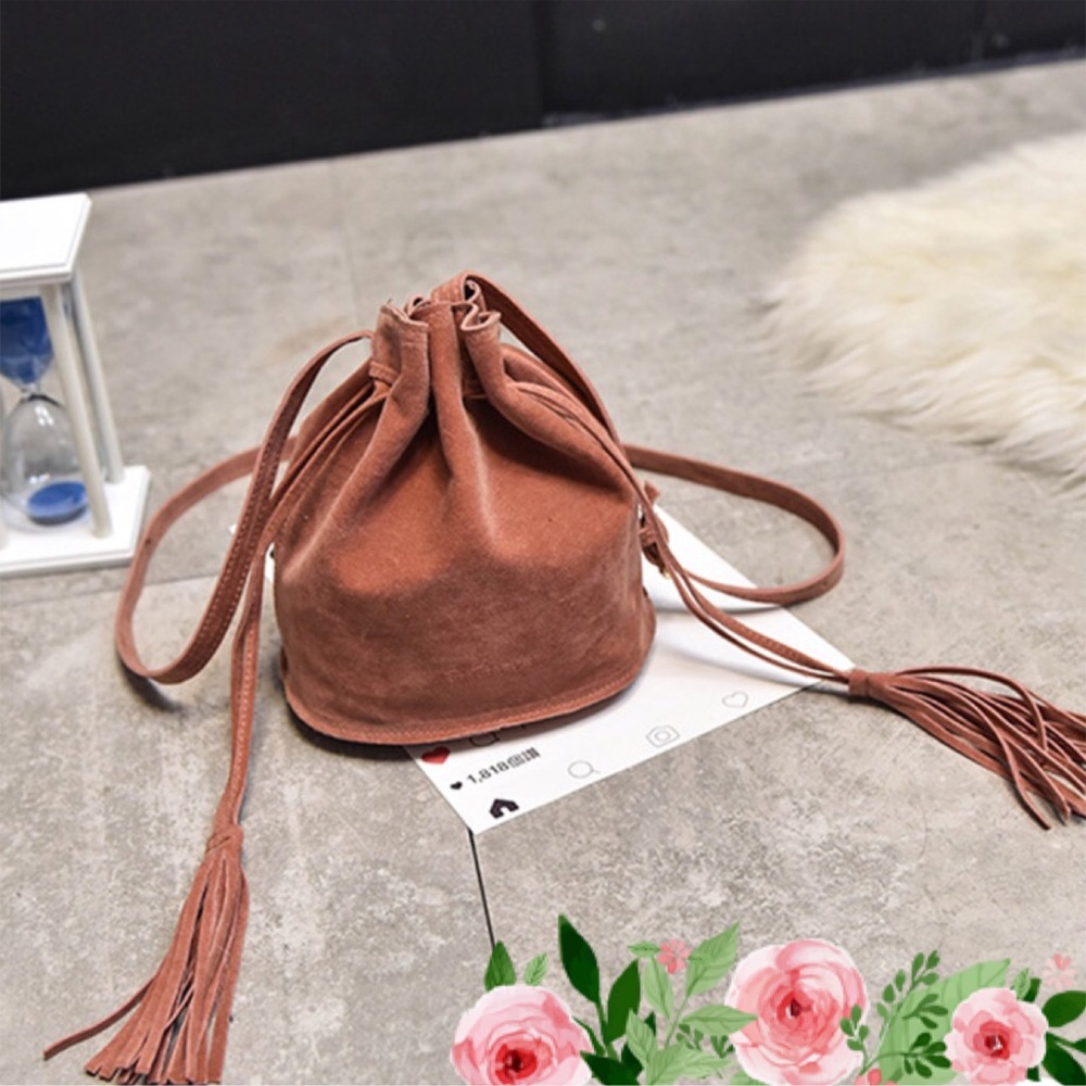 Bucket Handbag 👜🎀