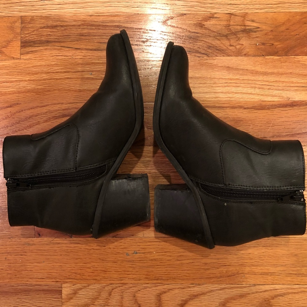 Ecote black ankle boots