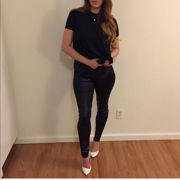 •RESTOCKED•Faux Leather Highwaisted Ankle Leggings - Picture 5 of 5