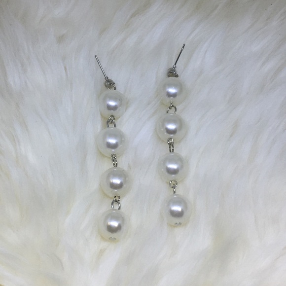Classic Pearl Earrings (silver or gold) - Picture 8 of 8