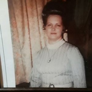 Meet your Posher, Pamela