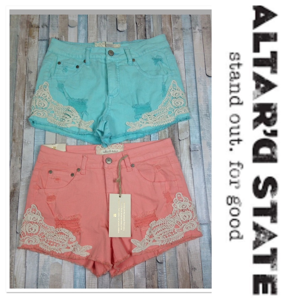 ALTAR'D STATE DENIM CROCHET DISTRESSED SHORTS