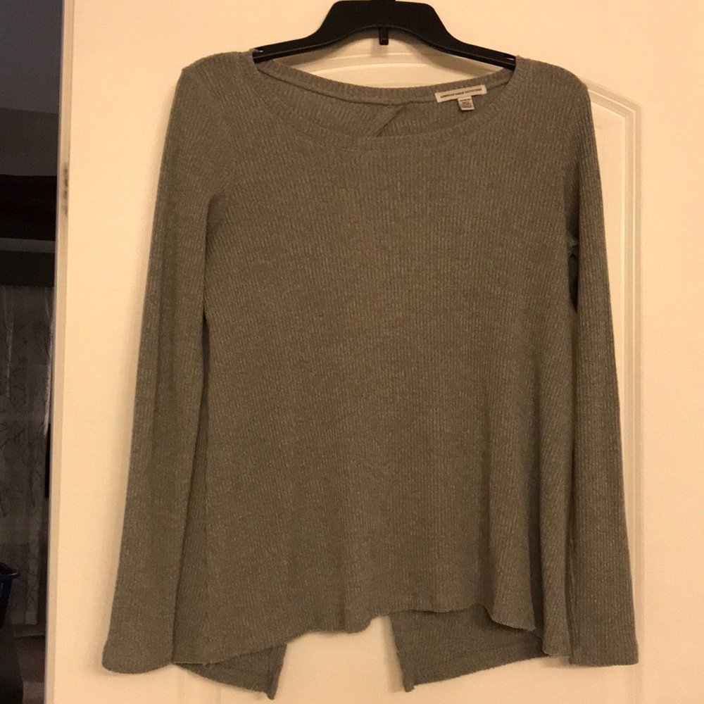 Grey ribbed, split back, American Eagle sweater