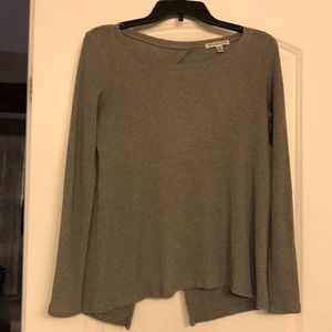 Grey ribbed, split back, American Eagle sweater