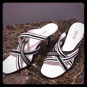 Isaac Mizrahi Black/White heels