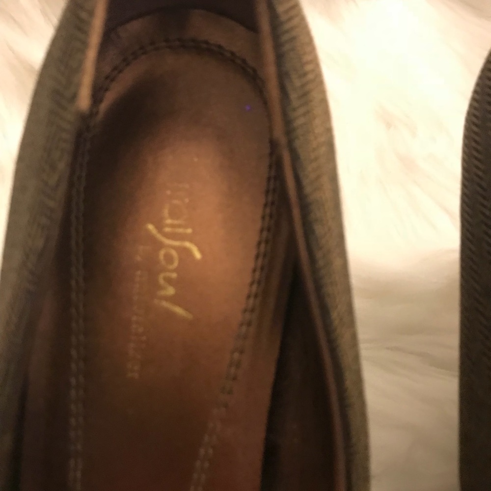 Brownish-green Comfortable Shoe Size 8 - Picture 8 of 8